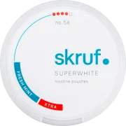 Skruf Superwhite No. 54 Fresh Mint Xtra Strong Slim